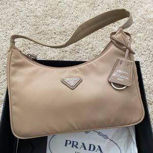 Prada Nylon 2000 Re-Edition - Beige